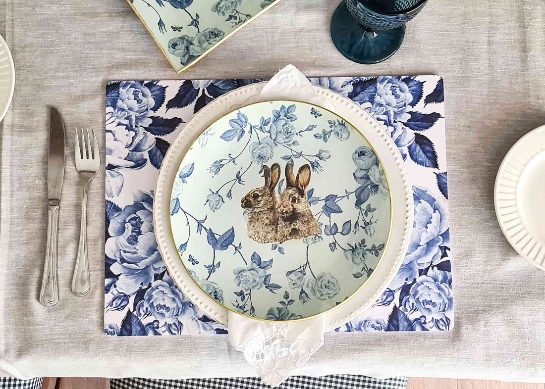 plato redondo 25 cm conejo fondo azul